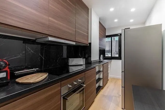 Passy Ranelagh Superbe Appartement Avec Terrasse 巴黎