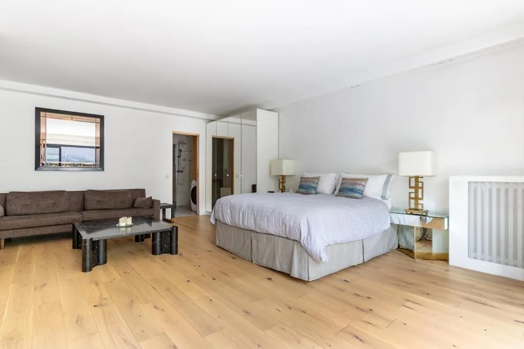 Passy Ranelagh Superbe Appartement Avec Terrasse 巴黎 公寓